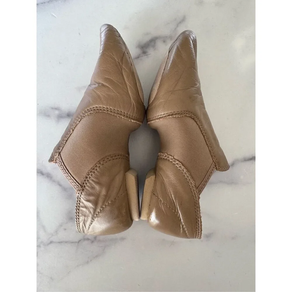 Capezio tan leather dance ballet shoes little girl 11.5-12 slight heel